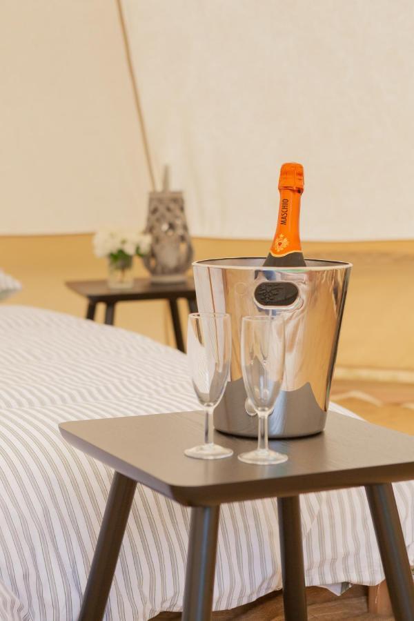Duneden Belle Glamping Randalstown ภายนอก รูปภาพ